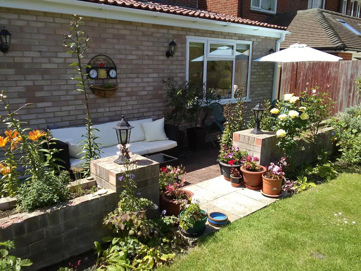 Homestay Cherry Garden Folkestone