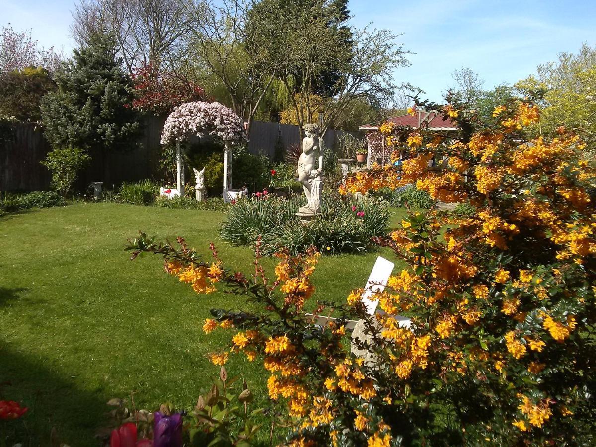 Cherry Garden * Folkestone